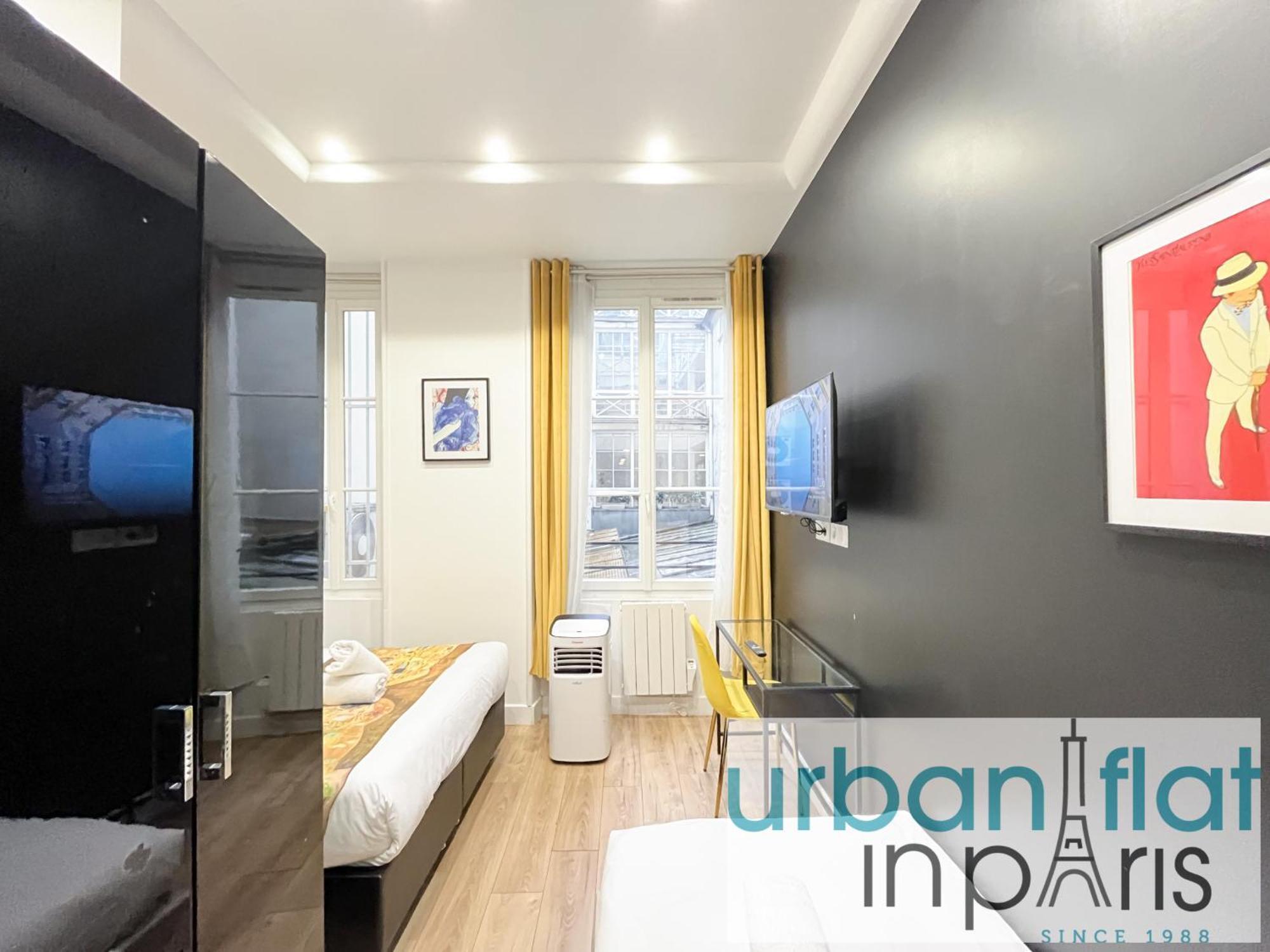 Urban Flat 156 - Ysl Saint Denis Paris